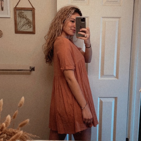 Rust Flowy Mini Dress - Picture 2 of 3